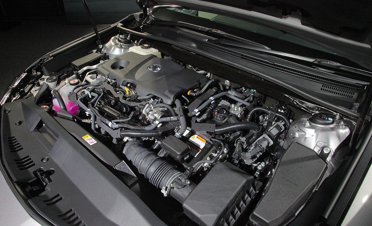 Động cơ xe Toyota Camry 2022 - Vận hành bền bỉ, tiết kiệm nhiên liệu