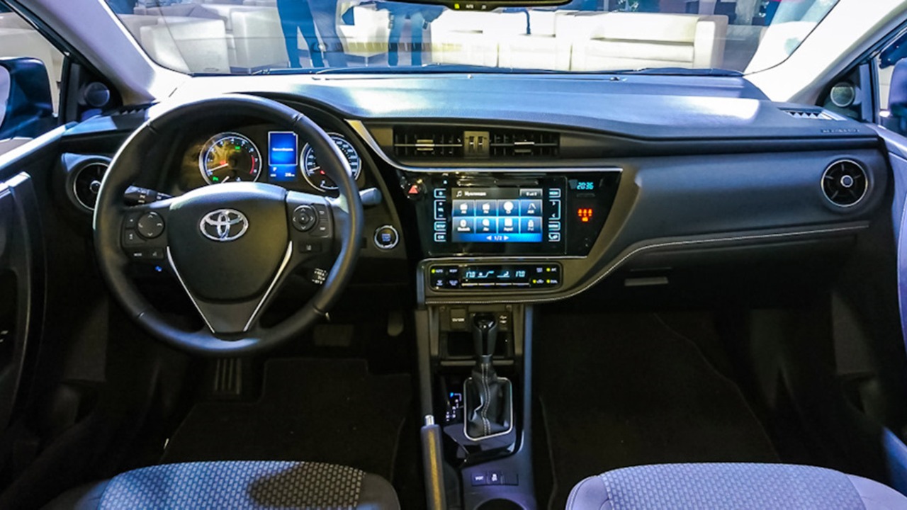 Nội thất Toyota Altis
